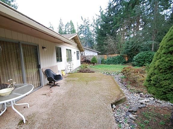 5th image of 3721 Creighton Ct SE