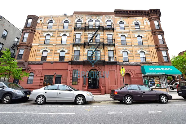 Rented by null | media 23