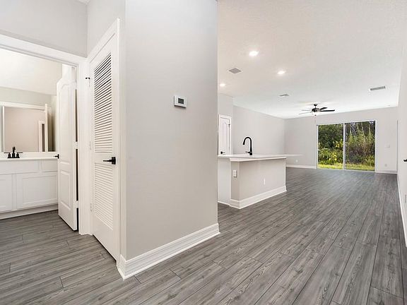 5th image of 5313 Gladness Court