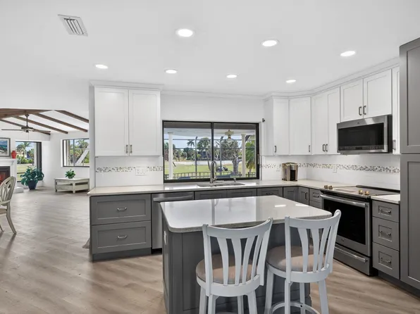 1312 Par View Dr, Sanibel, FL 33957