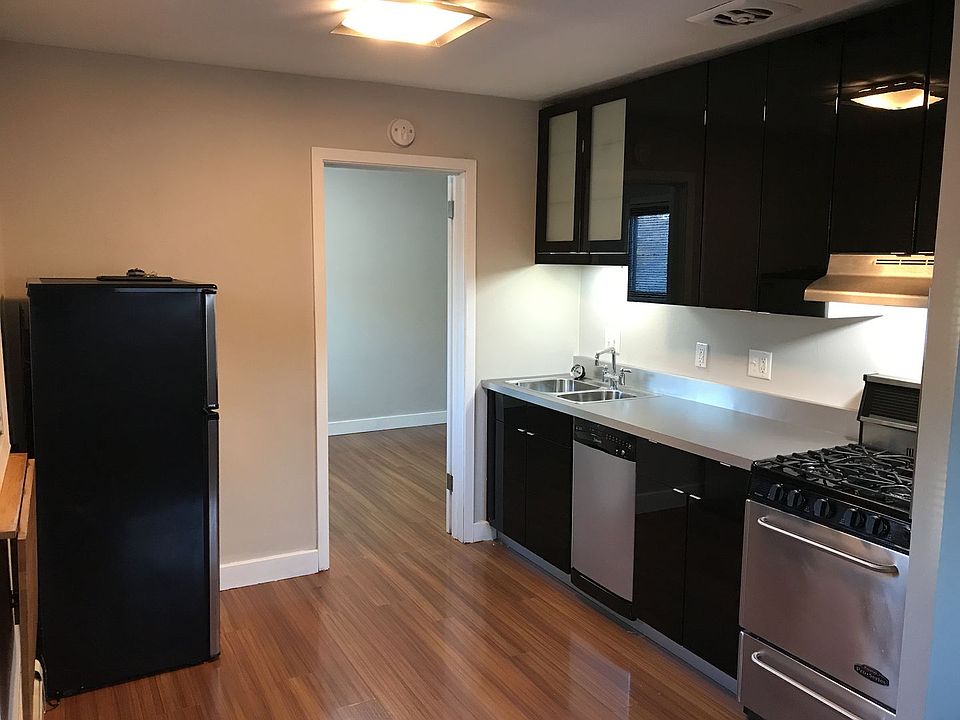 1st image of 1006 Randolph Ave