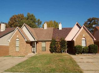 5834 Ridgehill Dr, Memphis, TN 38141