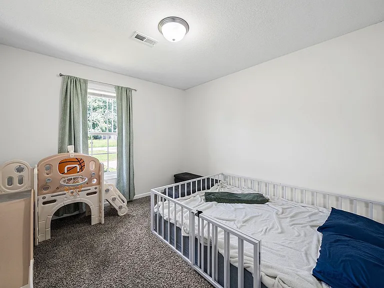 949 Hugh Hunter Rd #OAK — Photo 6