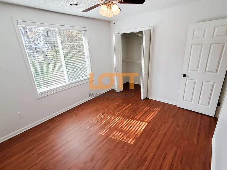 32 Huntsfield Dr #A — Photo 13