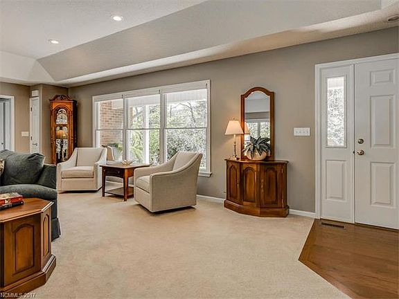 4th image of 306 Benjamins Way