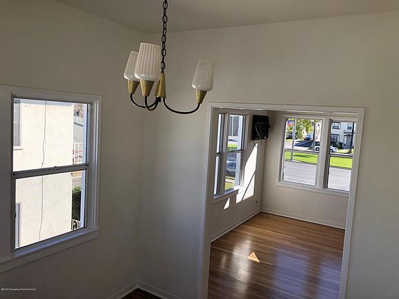 5th image of 653 W Glenoaks Blvd APT 4