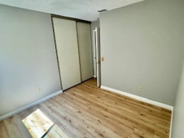 2189 Glenrio Way — Photo 11
