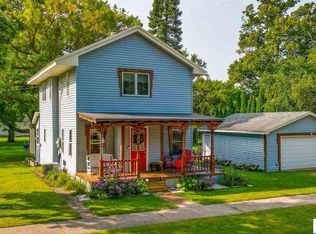 721 Main St, Good Thunder, MN 56037
