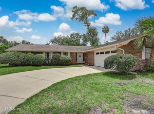 68 Oakwood Rd, Jacksonville Beach, FL 32250