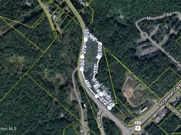 Scott Rd, Blakely, PA 18447