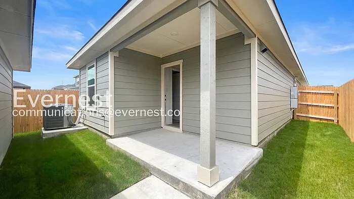 320 Santo Domingo Rd — Photo 16