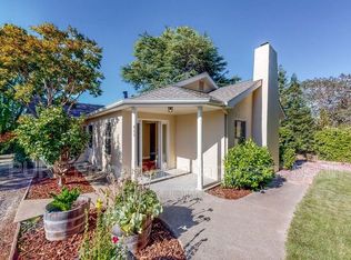 800 Du Franc Ave, Sebastopol, CA 95472