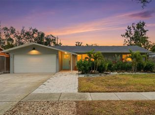 921 Deville Dr E, Largo, FL 33771