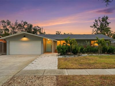 921 Deville Dr E, Largo, FL, 33771