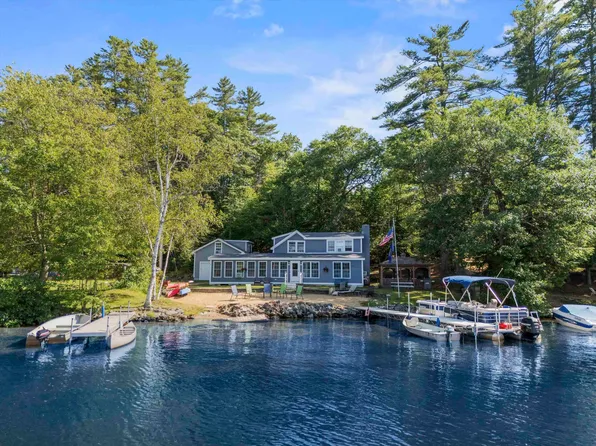 42 Brewster Road, Barnstead, NH 03225