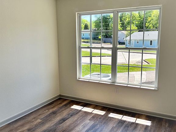 4th image of 1141 Mechanics Way #1141