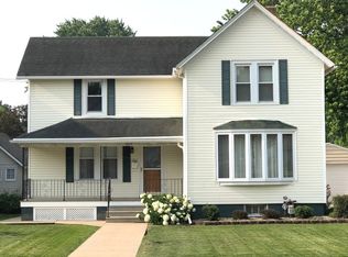 1215 Monroe St, Mendota, IL