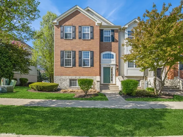 268 Comstock Dr, Elgin, IL 60123