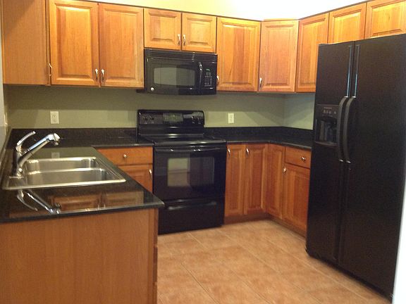 3rd image of 278 Tecumseh Ln