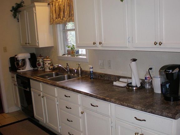 2nd image of 1201 Wedgewood Dr