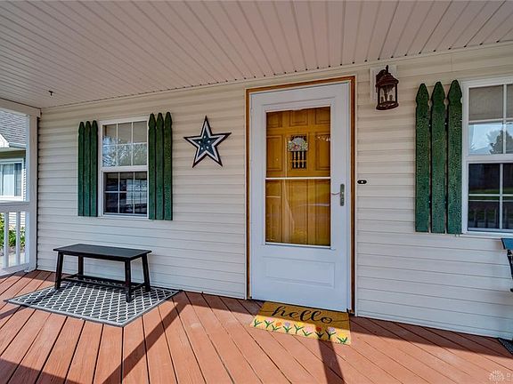 5th image of 2140 Culver Ave