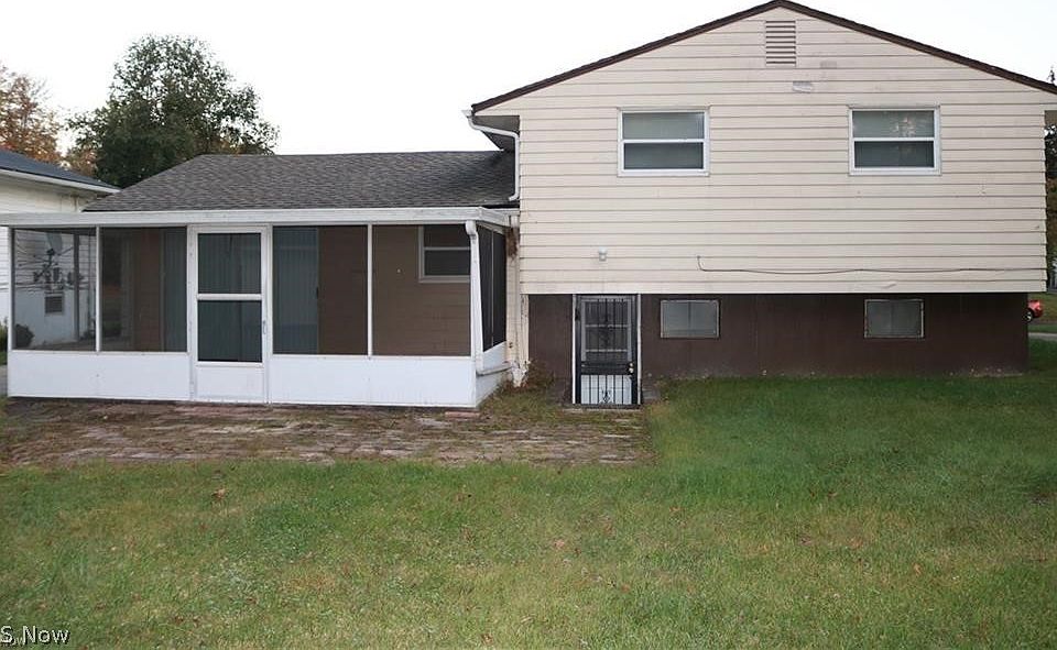 2nd image of 6538 Pau Pau Ct