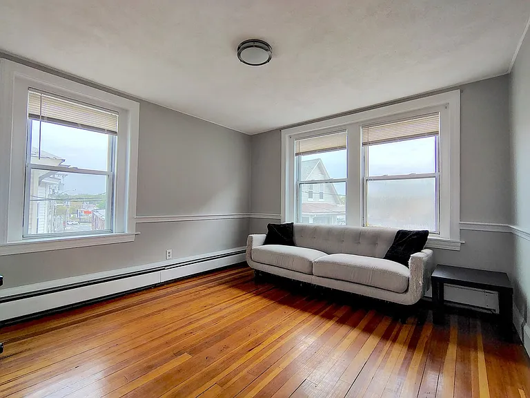 260 Washington Apartments Modern Living in the Heart of Salem — Photo 8
