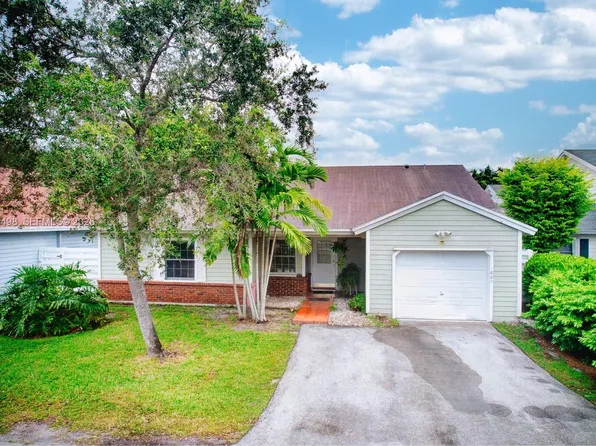 14807 SW 140th Ct, Miami, FL 33186