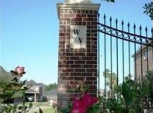 8537 Wyndham Village Dr, Jersey Village, TX 77040