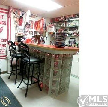 Bar (6) (Custom).jpg