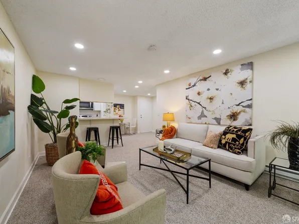 376 Imperial Way APT 312, Daly City, CA 94015