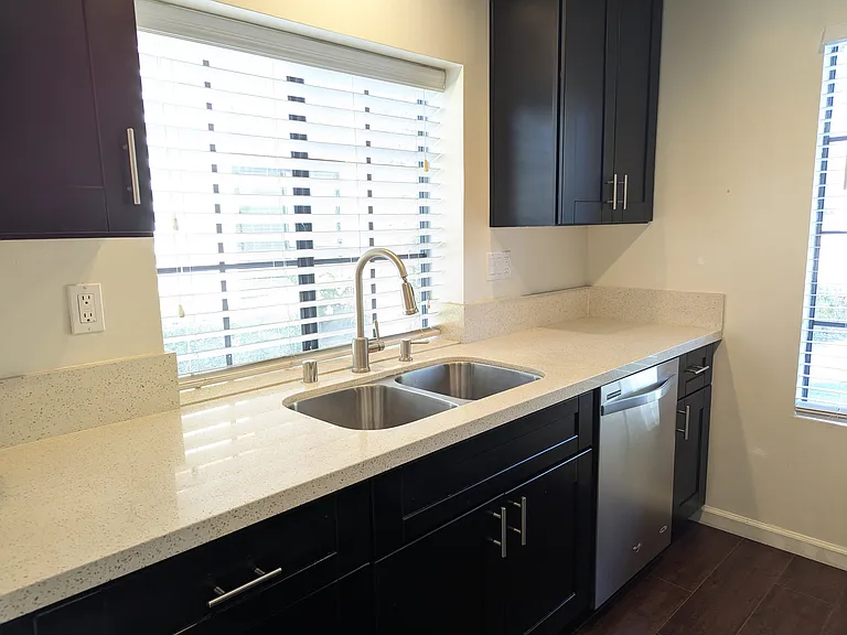 13259 Wimberly Sq #253 — Photo 3