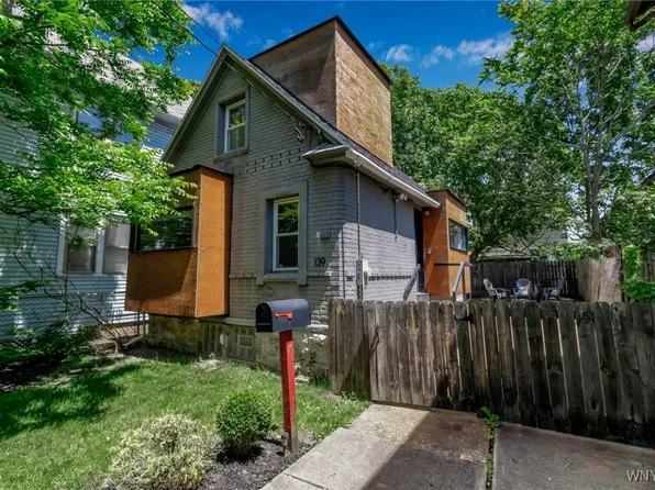 139 Howell St, Buffalo, NY 14207