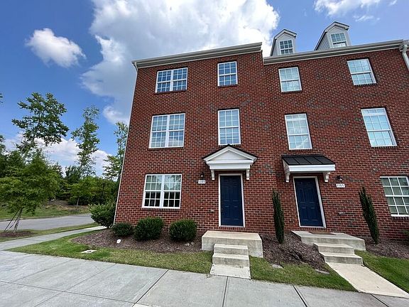 2nd image of 1103 Excelsior Grand Ave