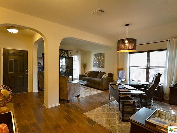 2nd image of 2606 Natural Ln