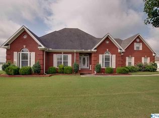 153 Whitfield Dr, Toney, AL 35773