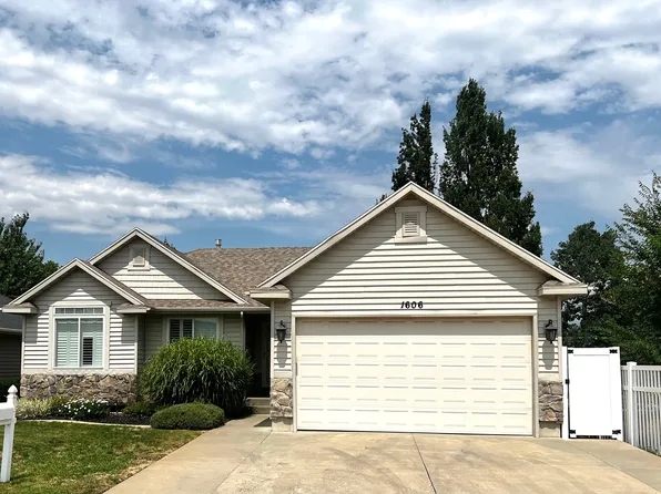 1606 W Seneca Dr, Roy, UT 84067