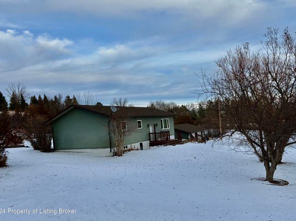 1204 14th Ave SW, Watford City, ND 58854