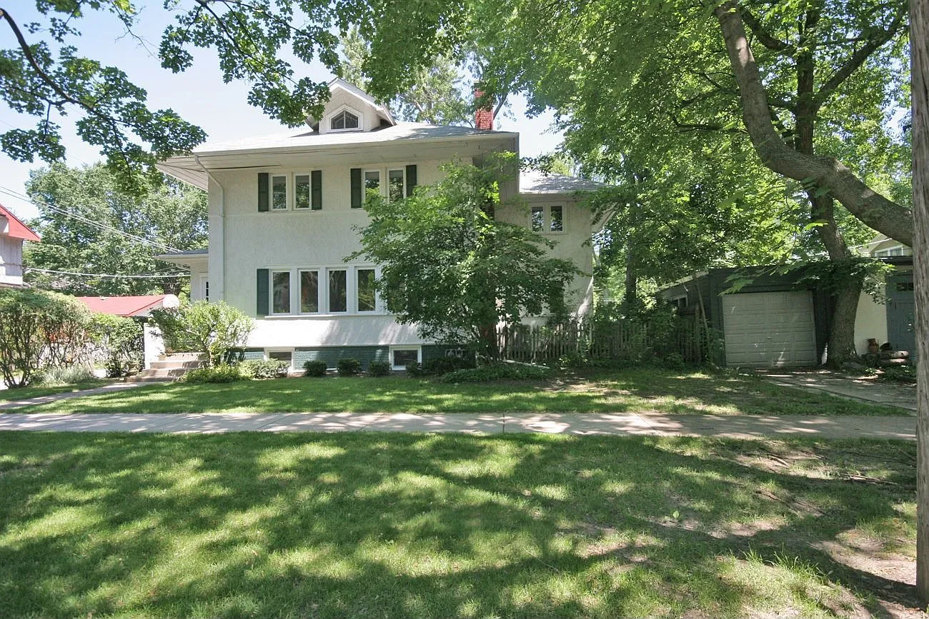 514 Gregory Ave photo 1