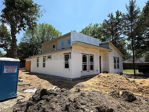 2nd image of 503 Netherland Dr