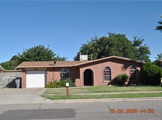 2922 Bert Yancey Dr, El Paso, TX 79936