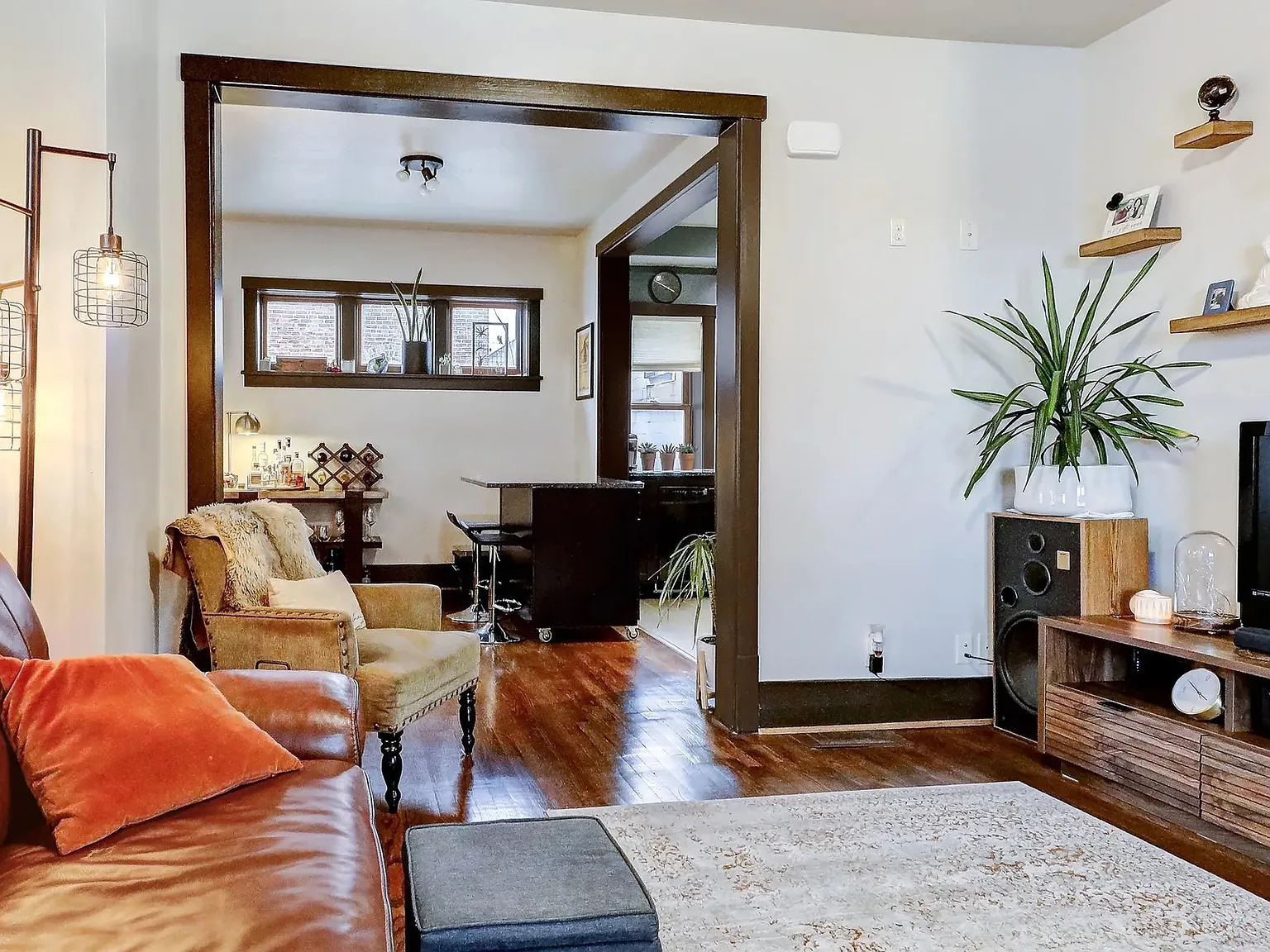 4 bed, 1420 sqft, $2,100 — Photo 4