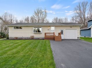6175 Birchwood Rd, North Syracuse, NY 13212