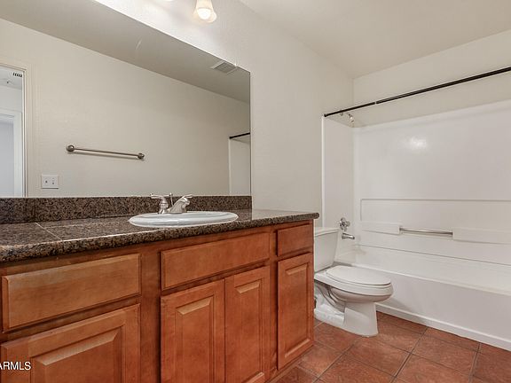 5th image of 3830 E LAKEWOOD Parkway #2123