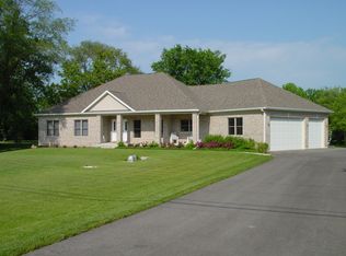 39375 N Delany Rd, Wadsworth, IL 60083