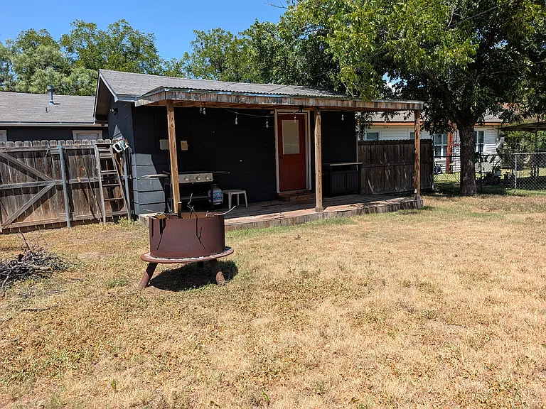 1833 Matador St — Photo 2