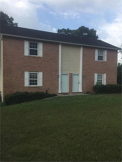 1st image of 134 Oak Ln