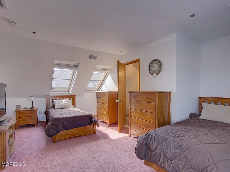 900 Ocean Ave #24 — Photo 39