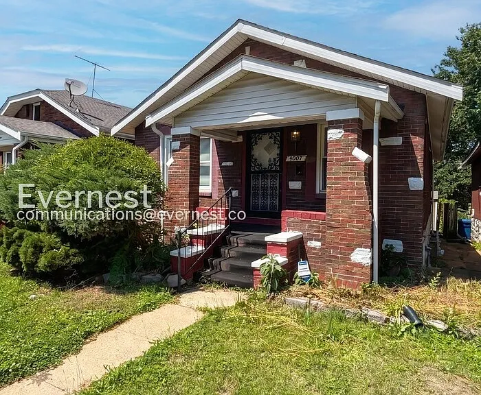 4847 Calvin Ave — Photo 1
