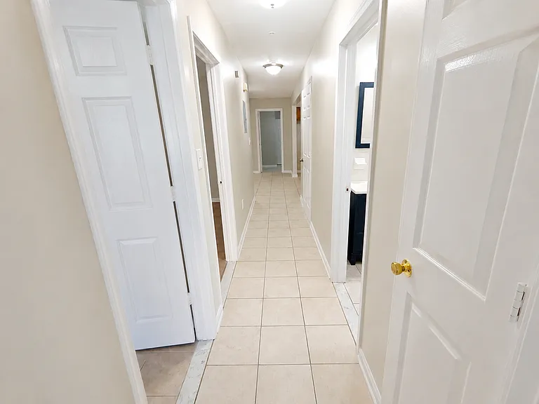 132 Fabyan Pl #1B — Photo 5